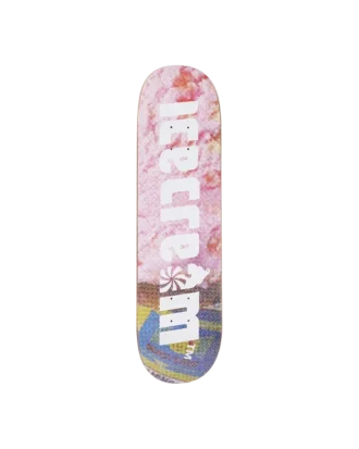 Skateboard-Deck mit „Spellout“-Logo