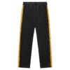 Velours-Jogginghose mit kleinem Arch Logo